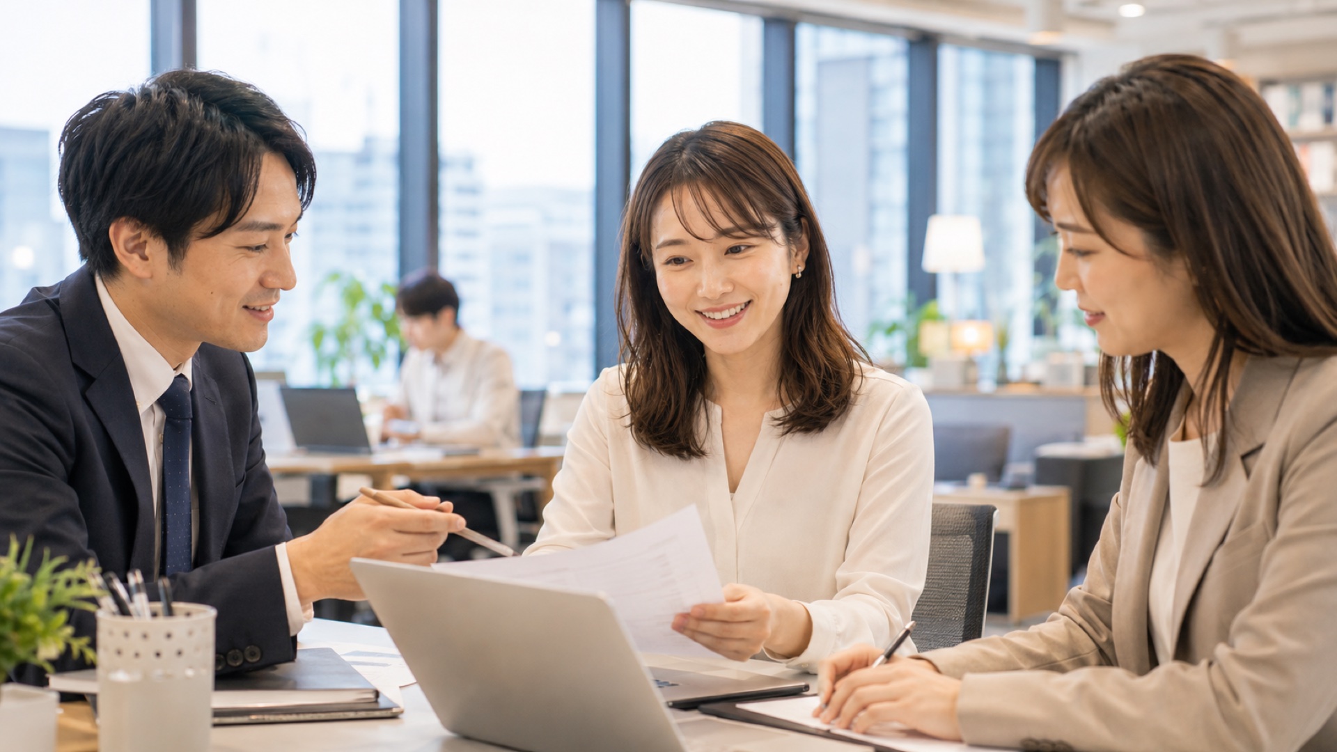 大阪で営業経験を活かせる事務職は？人材業界への転職や仕事内容を解説